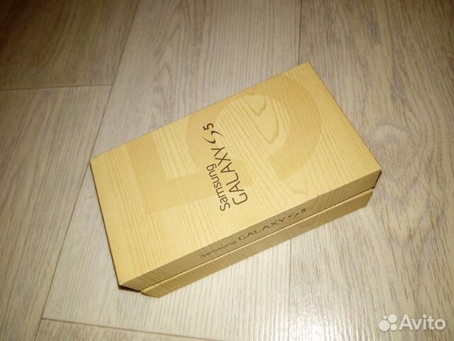 Коробка от SAMSUNG Galaxy S5 Коробка от SAMSUNG Galaxy S5
