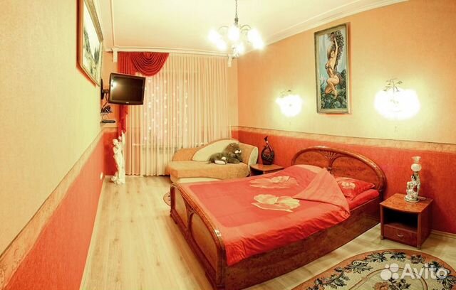 2-к квартира, 80 м², 1/3 эт.