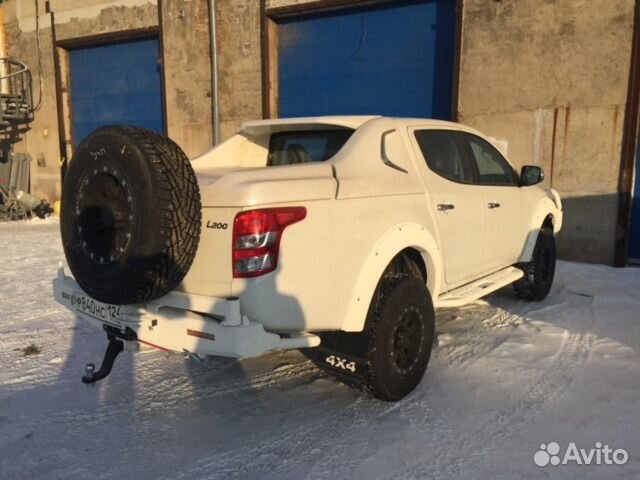 Накладки крыла Митсубиши Л-200 Mitsubishi L-200