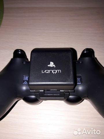 Venom - внешний аккумулятор для dualshock 4