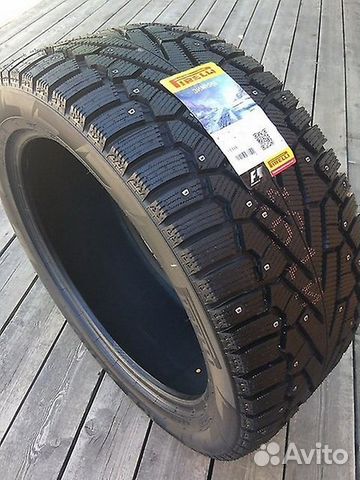 Pirelli Ice Zero 295/40 R21 111H