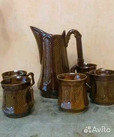 Кувшин и кружки