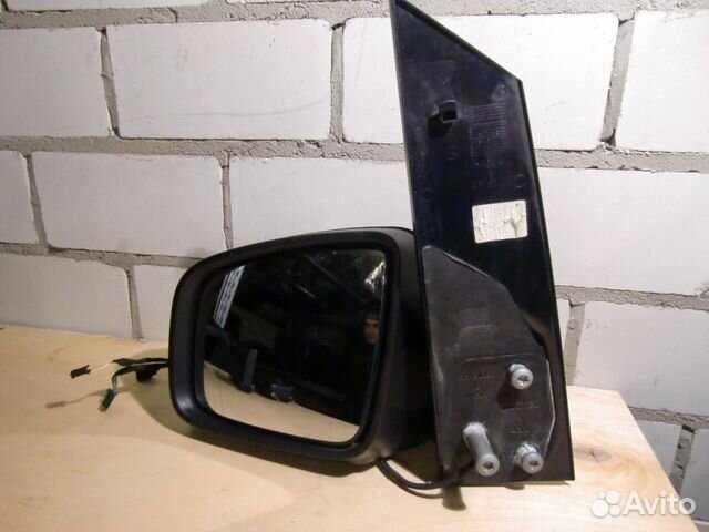 Зеркало левое Мерседес W639 Viano черное Зеркало левое Мерседес W639 Viano черное