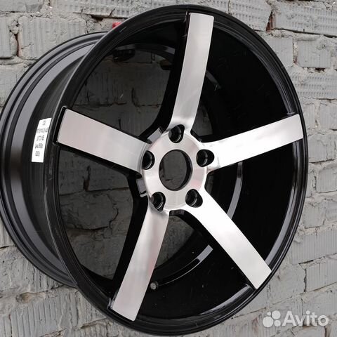 Новые диски R16 5х114,3 Vossen CV3 на Тойота