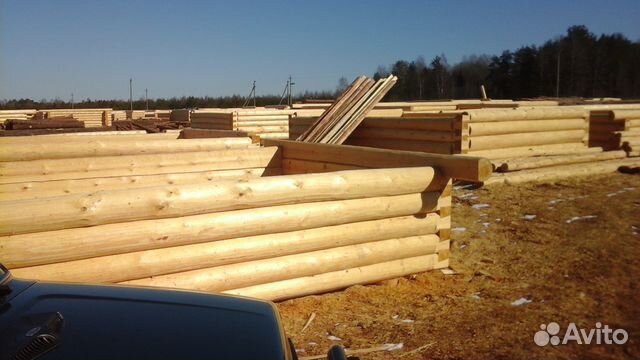 Сруб дома из бревна Сруб дома из бревна