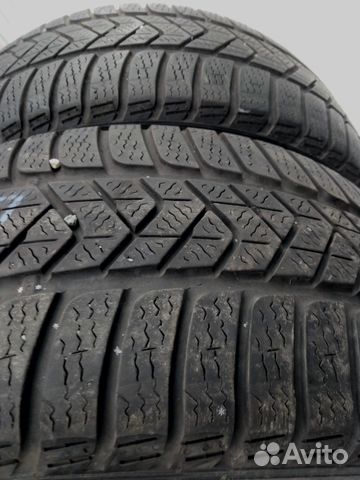 225 40 18 Pirelli Winter Sottozero 3 225 40 18 Pirelli Winter Sottozero 3