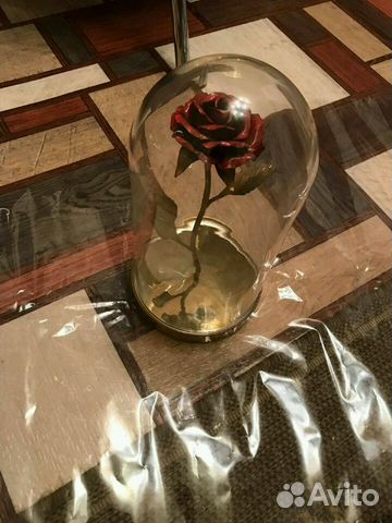 Кованая. Роза в колбе