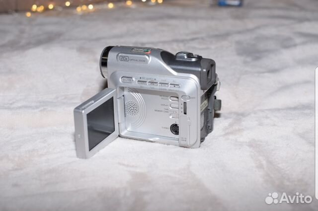 Видеокамера SAMSUNG VP-D303