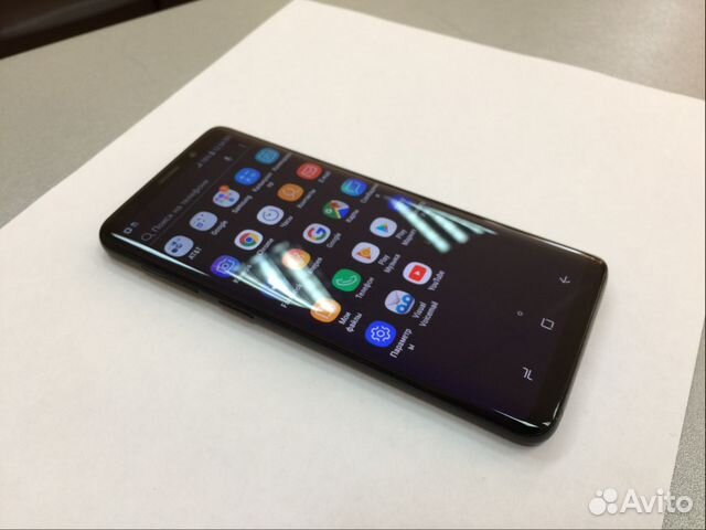 SAMSUNG Galaxy S9 SAMSUNG Galaxy S9