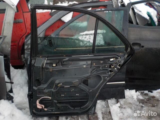 Дверь задняя правая Mercedes-Benz W210 Дверь задняя правая Mercedes-Benz W210