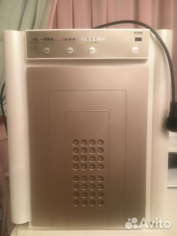 Воздухоочиститель Bork AP RIH 1818 BK с пультом бу Воздухоочиститель Bork AP RIH 1818 BK с пультом бу