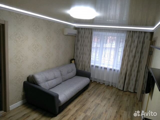 2-к квартира, 42 м², 1/3 эт.