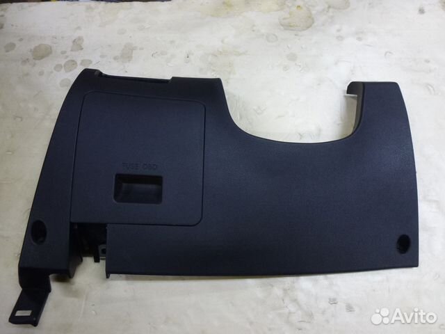 Панель передней консоли Hyundai Solaris 847501R000 Панель передней консоли Hyundai Solaris 847501R000