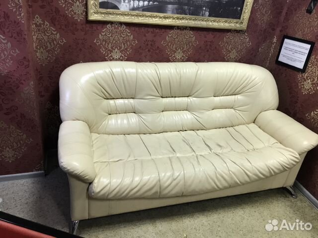 Диван кожаный 180х90 бежевый Диван кожаный 180х90 бежевый