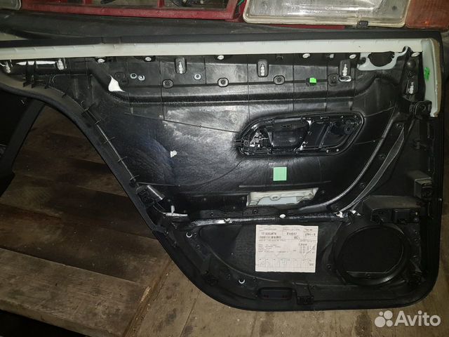 Обшивки двери Passat cc задние/передние