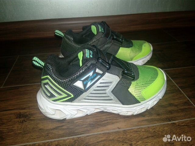 Кроссовки светящиеся Skechers 29 разм