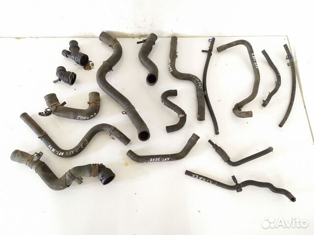 Патрубок VW Golf 3 1991-1997 Патрубок VW Golf 3 1991-1997
