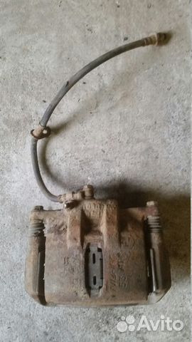 Суппорт тормозной передний Honda CR-V 1