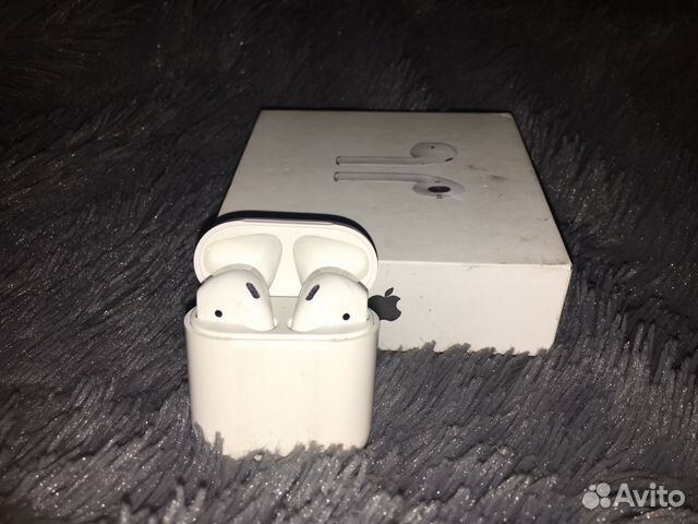 AirPods 1 series