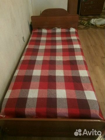 Кровать 1,9*0,8 см в хорошем состоянии