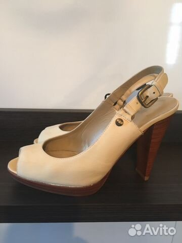 Босоножки туфли stuart weitzman Босоножки туфли stuart weitzman