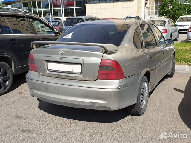 Opel Vectra 1.6 МТ, 1999, 281 629 км