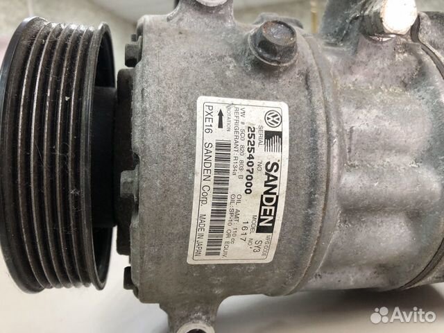 Компрессор кондиционера 5C0820803B volkswagen audi Компрессор кондиционера 5C0820803B volkswagen audi
