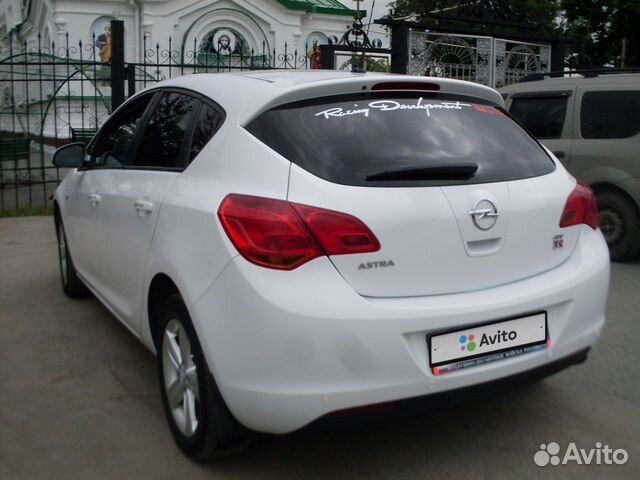 Opel Astra 1.6 МТ, 2011, 121 000 км