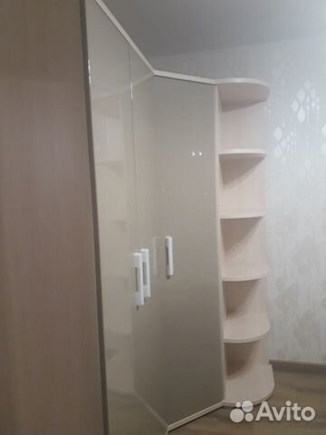 Продаю угловой шкаф