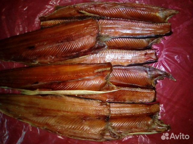 грудинка копченая с ребрами. окорочок свиной копченый. продам копченые. мясо копченого кролика в разрезе. омуль северный копченый.