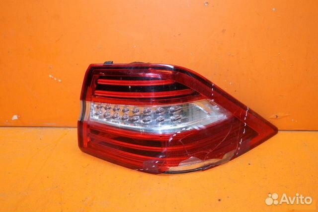 Фонарь правый Mercedes M / Gle-Class W166 Фонарь правый Mercedes M / Gle-Class W166