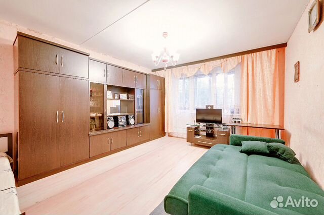 1-к квартира, 35 м², 4/9 эт. 1-к квартира, 35 м², 4/9 эт.