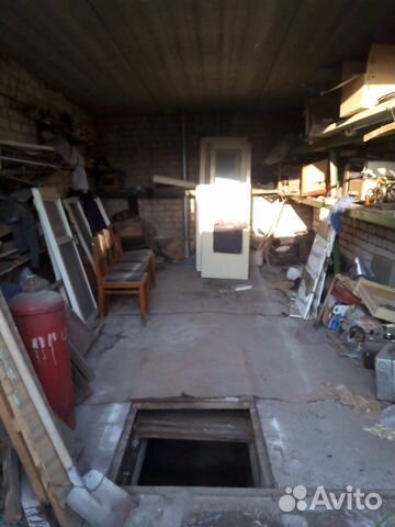 Гараж, > 30 м²