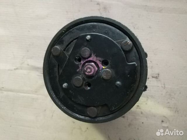 Компрессор кондиционера Citroen Jumpy 7M0820803P Компрессор кондиционера Citroen Jumpy 7M0820803P