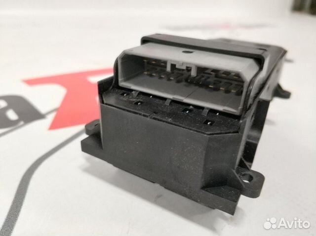 Блок управления стеклоподьемниками передний Honda