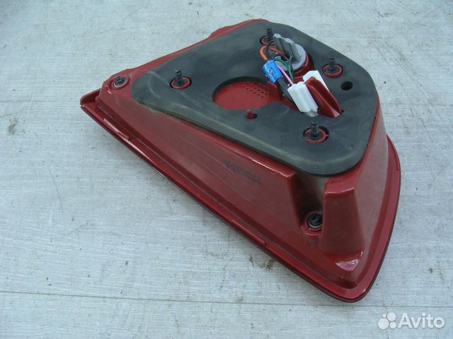 Фонарь задний левый внутренний Kia Sorento