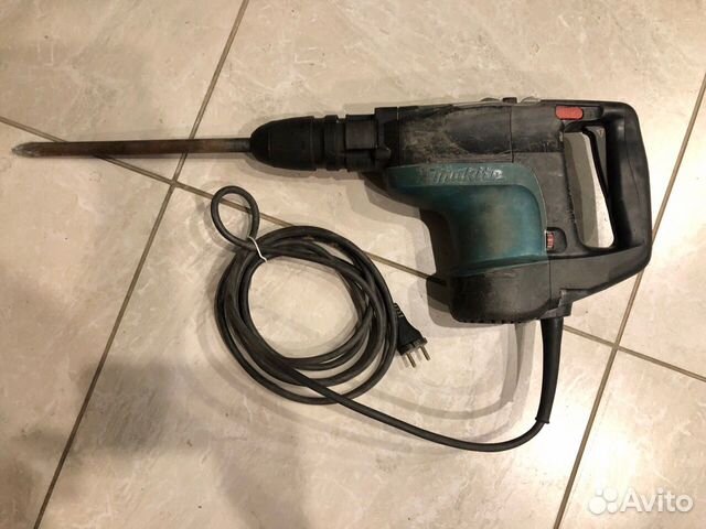 Перфоратор Makita HR4001C