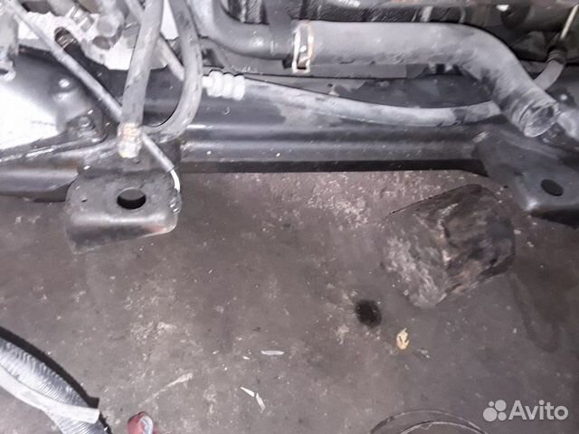 Подрамник Suzuki Grand Vitara 98-05 xl7