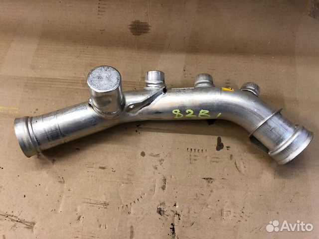 Патрубок интеркулера Mercedes a6420908937 Патрубок интеркулера Mercedes a6420908937