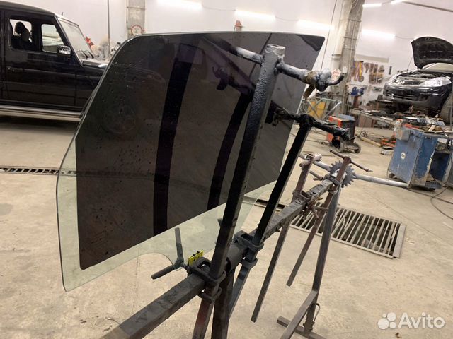 Стекло задней левой двери Nissan Qashqai j10 Стекло задней левой двери Nissan Qashqai j10