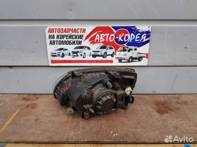 Фара передняя правая Kia Carens 2002-2006 Фара передняя правая Kia Carens 2002-2006