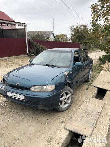 Hyundai Accent 1.3 МТ, 1995, битый, 300 000 км