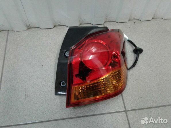 Фонарь задний Митсубиси асх Фонарь задний Митсубиси асх