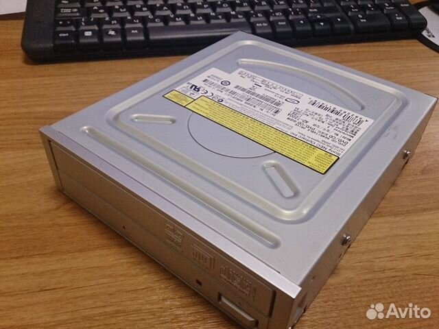 Sony/NEC 20x Dual Layer DVD+ /RW IDE Drive AD-7200 Sony/NEC 20x Dual Layer DVD+ /RW IDE Drive AD-7200
