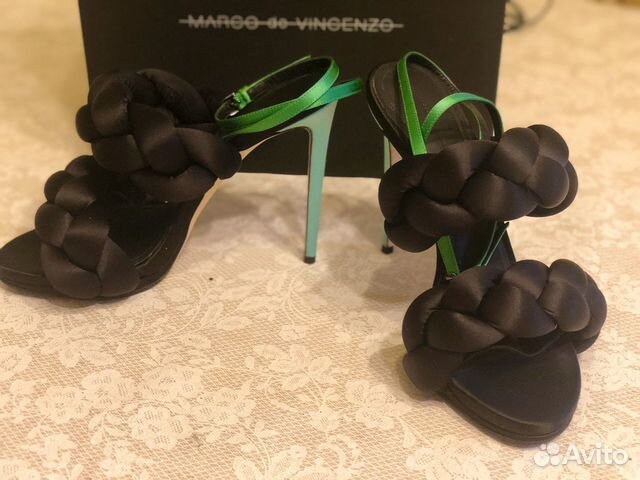 Туфли на шпильке от Marco De Vincenzo