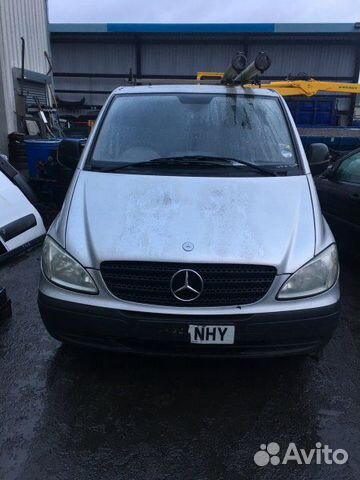 Замок двери передний правый Mercedes Vito W639
