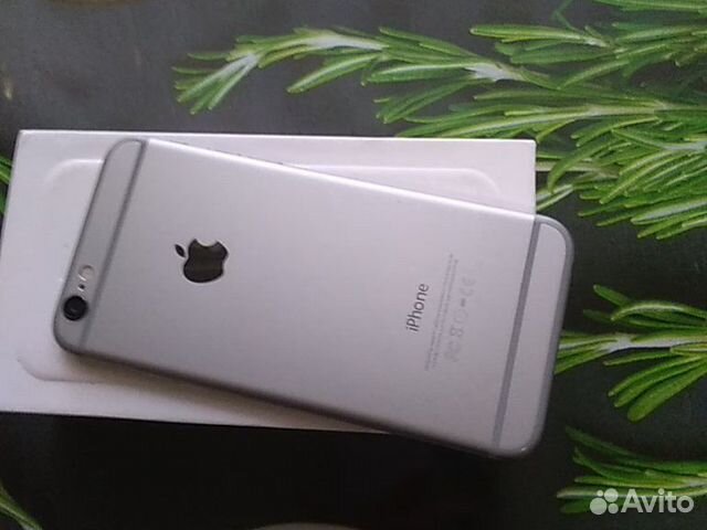 Телефон iPhone