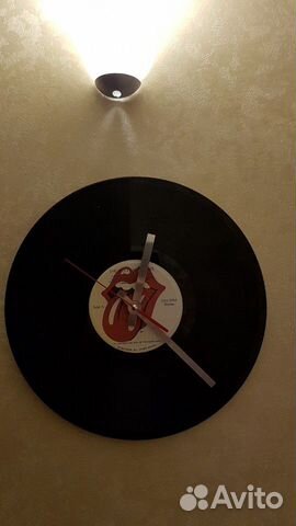 Часы из винилового диска Rolling Stones Часы из винилового диска Rolling Stones