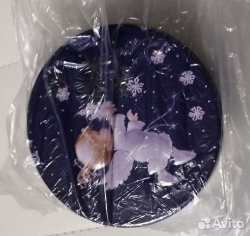 Подарочная металлическая коробка Подарочная металлическая коробка