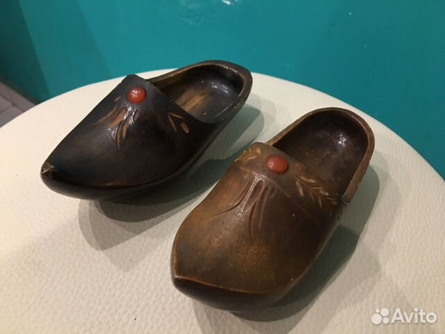 Башмачки деревянные с янтарной вставкой СССР
